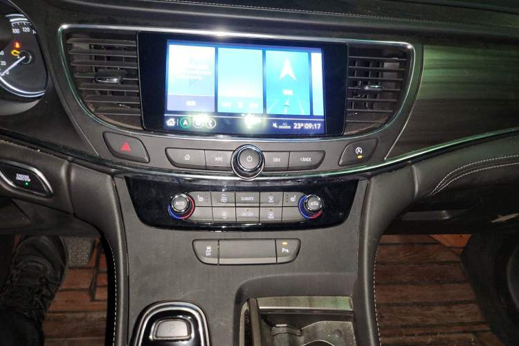 Used Buick LaCrosse 2022 552T Luxury Version Audio And AC Panel