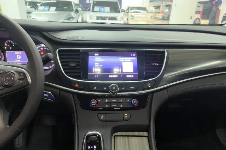 Used Buick LaCrosse 2022 552T Luxury Version Audio And AC Panel