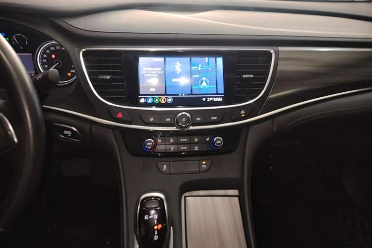 Used Buick LaCrosse 2022 552T Luxury Version Audio And AC Panel