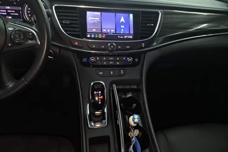 Used Buick LaCrosse 2022 652T Luxury Version Audio And AC Panel