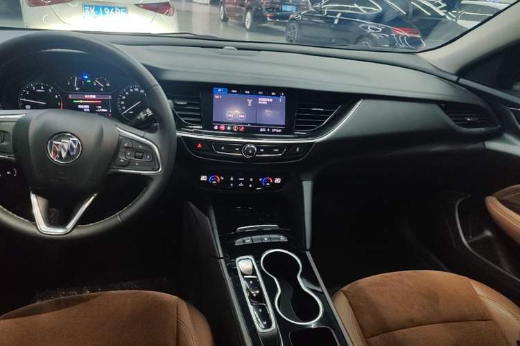 Used Buick LaCrosse 2022 652T Luxury Version Audio And AC Panel