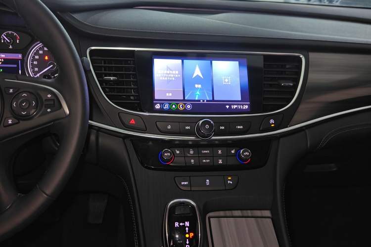Used Buick LaCrosse 2022 652T Luxury Version Audio And AC Panel