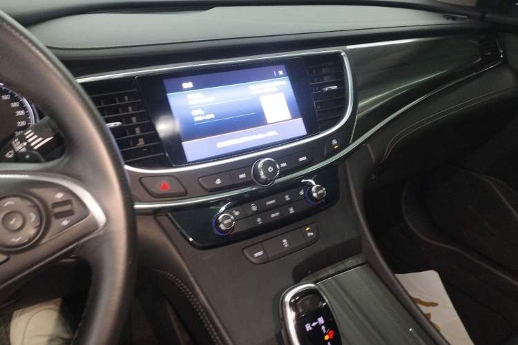 Used Buick LaCrosse 2022 652T Luxury Version Audio And AC Panel