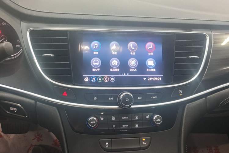 Used Buick LaCrosse 2022 552T Luxury Version Audio And AC Panel
