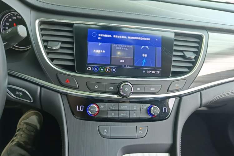 Used Buick LaCrosse 2022 552T Luxury Version Audio And AC Panel