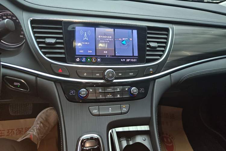 Used Buick LaCrosse 2022 652T Luxury Version Audio And AC Panel