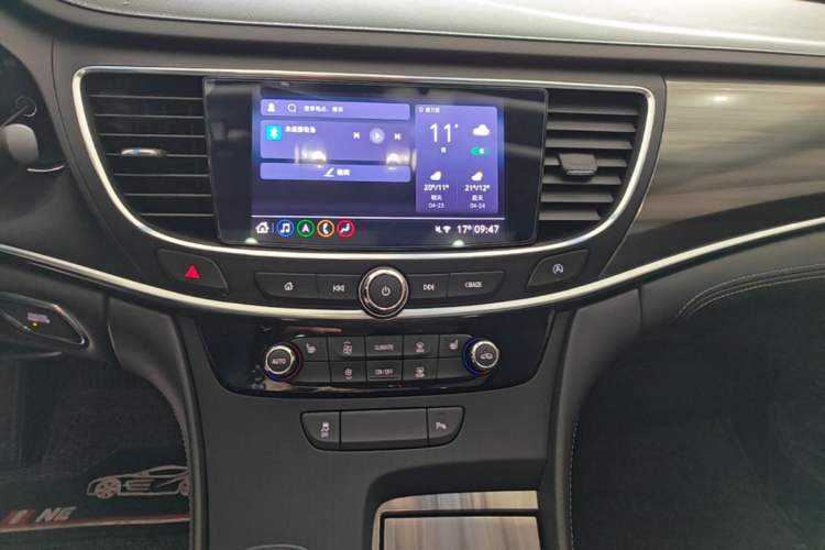 Used Buick LaCrosse 2022 552T Luxury Version Audio And AC Panel