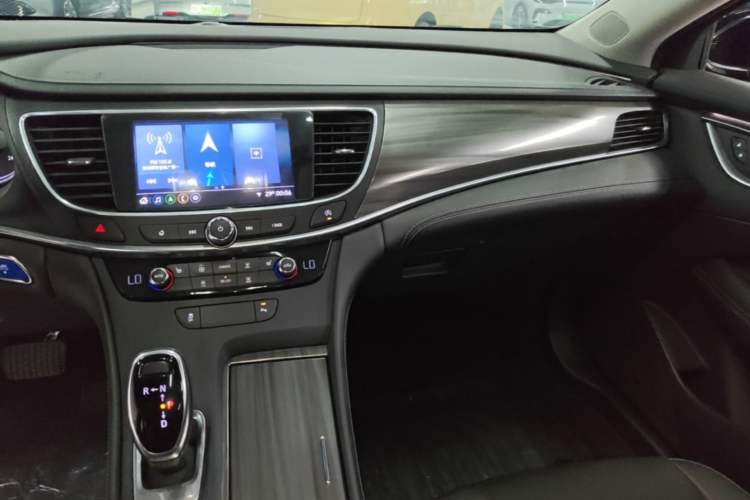 Used Buick LaCrosse 2022 552T Luxury Version Audio And AC Panel