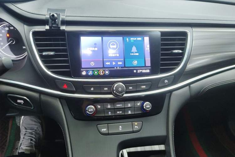 Used Buick LaCrosse 2022 652T Luxury Version Audio And AC Panel