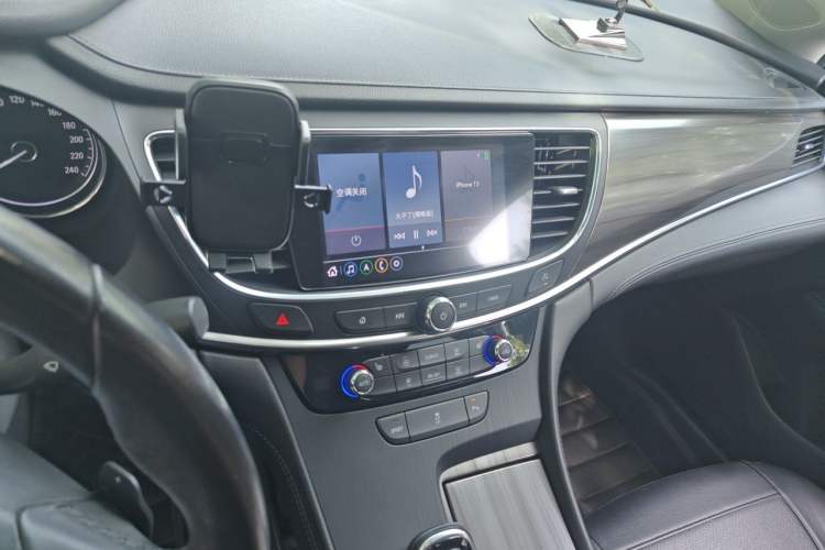 Used Buick LaCrosse 2022 652T Luxury Version Audio And AC Panel