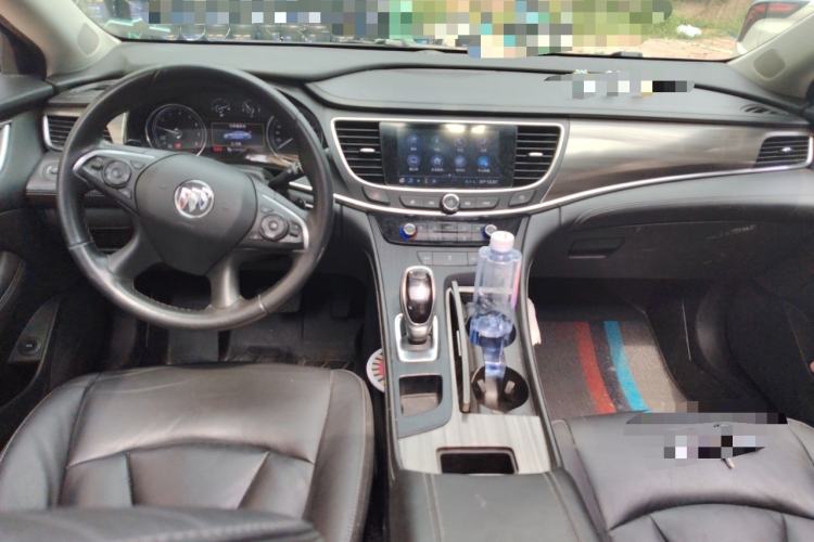 Used Buick LaCrosse 2022 652T Luxury Version Center Console