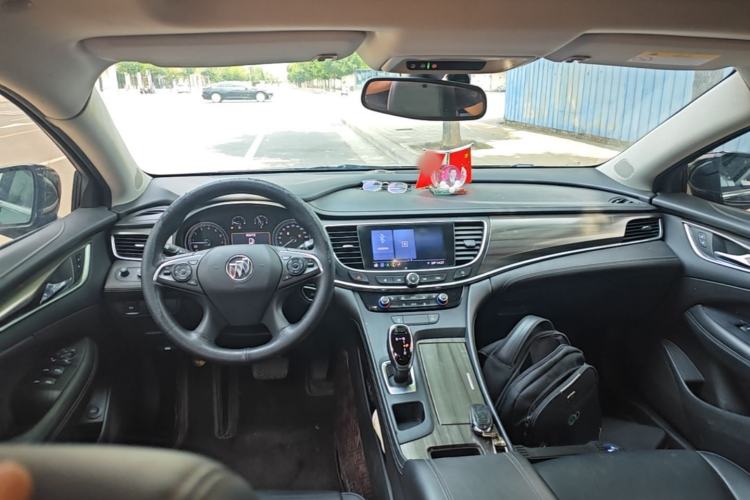 Used Buick LaCrosse 2022 552T Luxury Version Center Console