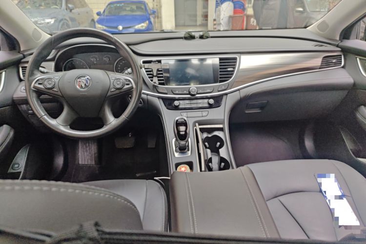 Used Buick LaCrosse 2022 552T Luxury Version Center Console