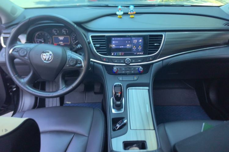 Used Buick LaCrosse 2022 552T Luxury Version Center Console