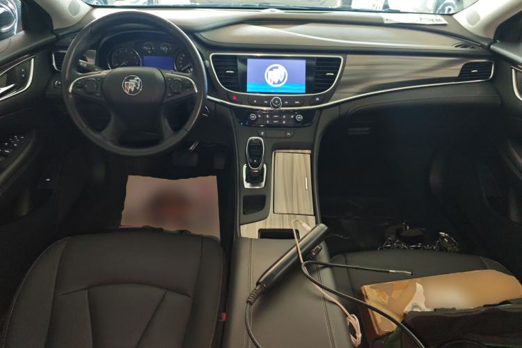 Used Buick LaCrosse 2022 552T Luxury Version Center Console