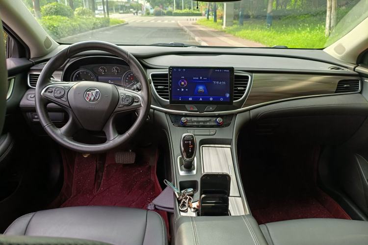 Used Buick LaCrosse 2022 552T Luxury Version Center Console