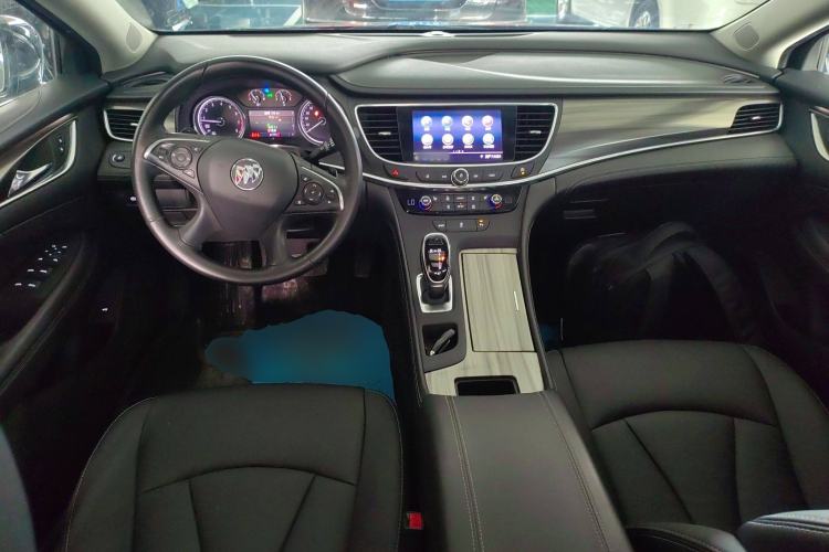 Used Buick LaCrosse 2022 652T Luxury Version Center Console