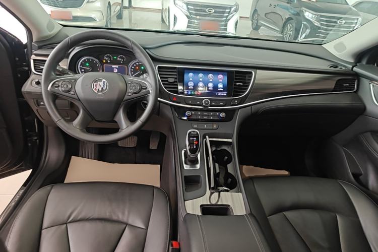 Used Buick LaCrosse 2022 652T Luxury Version Center Console