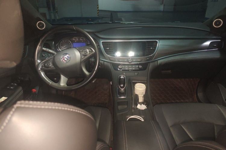 Used Buick LaCrosse 2022 552T Luxury Version Center Console
