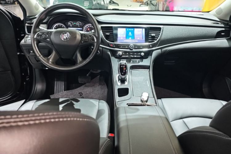 Used Buick LaCrosse 2022 652T Luxury Version Center Console