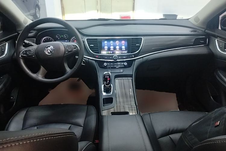 Used Buick LaCrosse 2022 552T Luxury Version Center Console