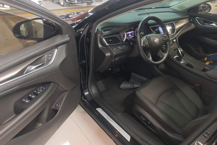 Used Buick LaCrosse 2022 652T Luxury Version Driver Seat