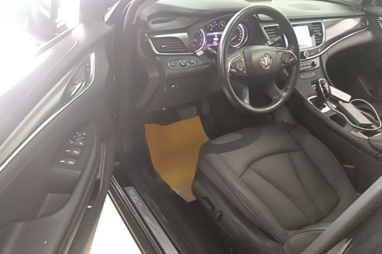 Used Buick LaCrosse 2022 552T Luxury Version Driver Seat