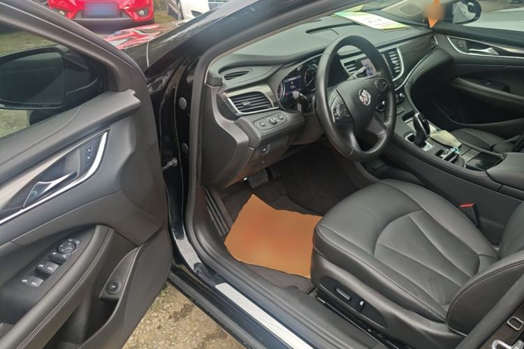 Used Buick LaCrosse 2022 552T Luxury Version Driver Seat