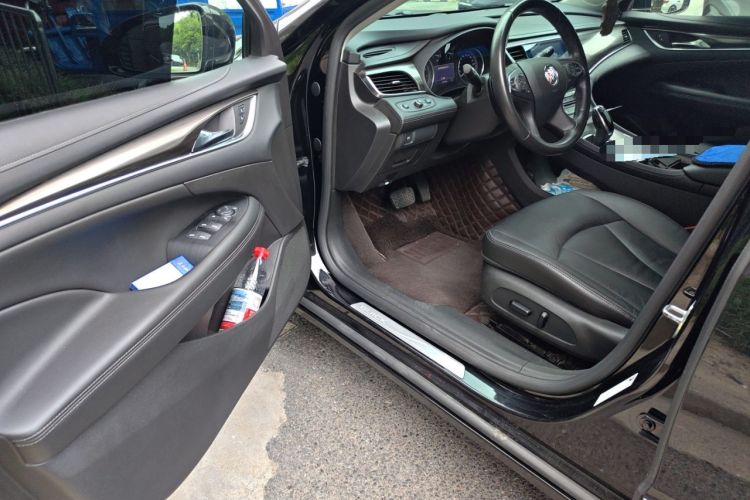 Used Buick LaCrosse 2022 552T Luxury Version Driver Seat
