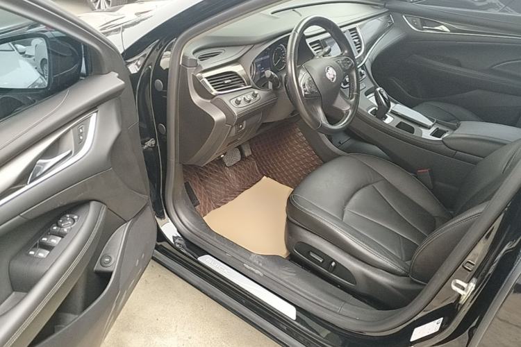 Used Buick LaCrosse 2022 652T Luxury Version Driver Seat