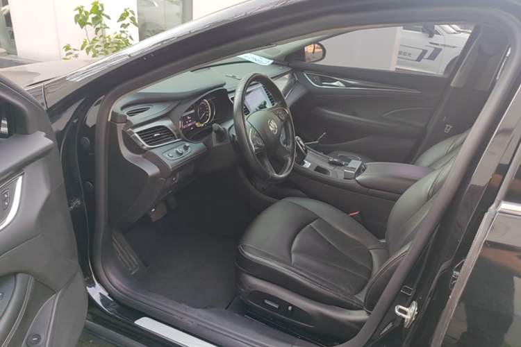 Used Buick LaCrosse 2022 552T Luxury Version Driver Seat