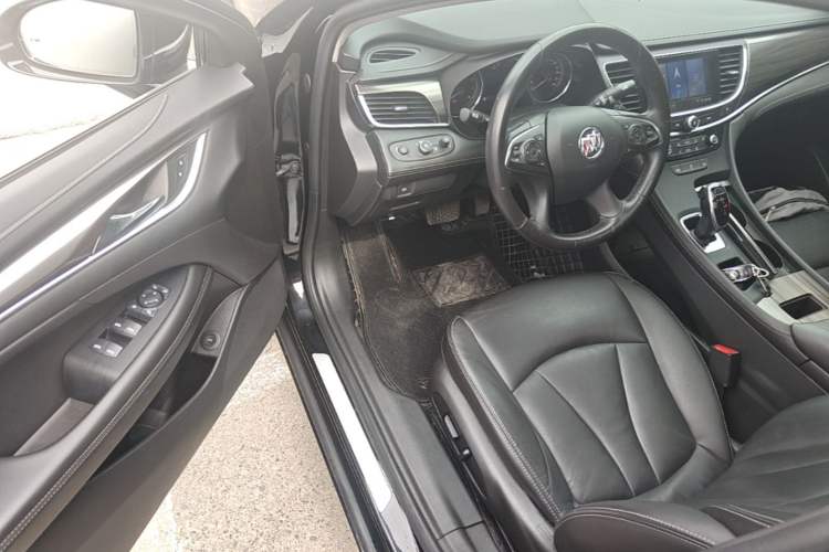 Used Buick LaCrosse 2022 652T Luxury Version Driver Seat