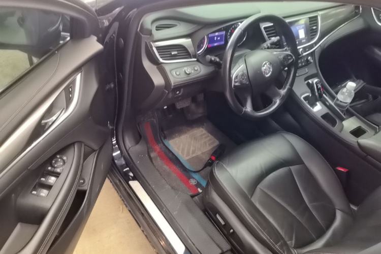 Used Buick LaCrosse 2022 552T Luxury Version Driver Seat