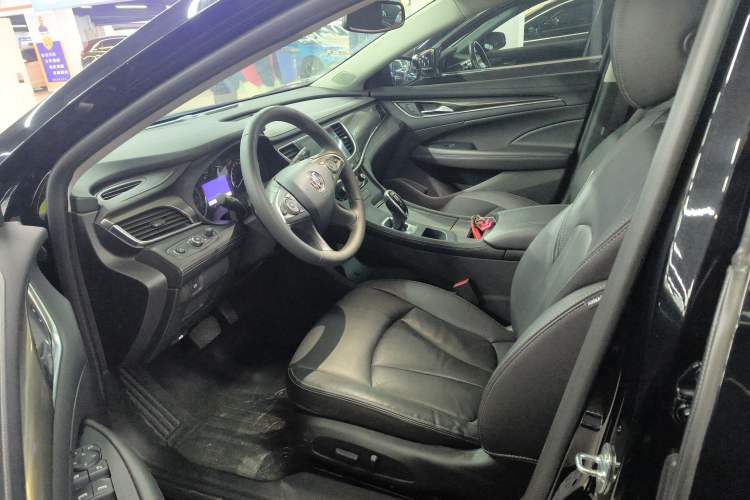 Used Buick LaCrosse 2022 552T Luxury Version Driver Seat
