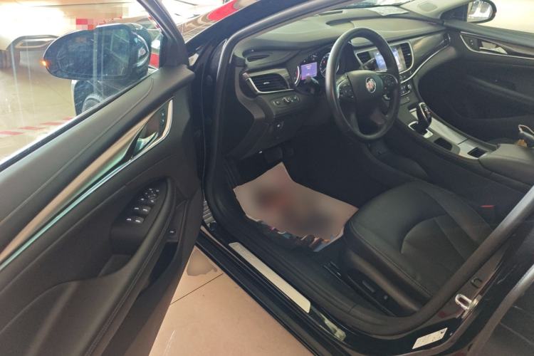 Used Buick LaCrosse 2022 552T Luxury Version Driver Seat
