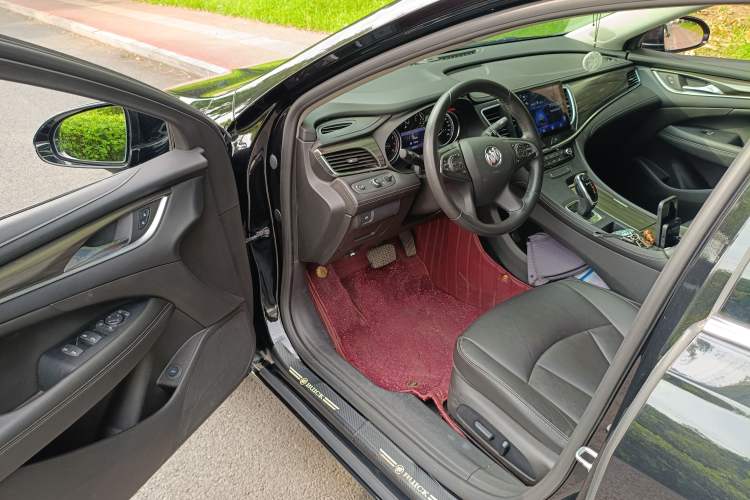 Used Buick LaCrosse 2022 552T Luxury Version Driver Seat