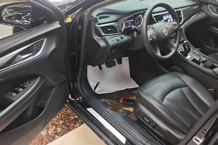 Used Buick LaCrosse 2022 552T Luxury Version Driver Seat