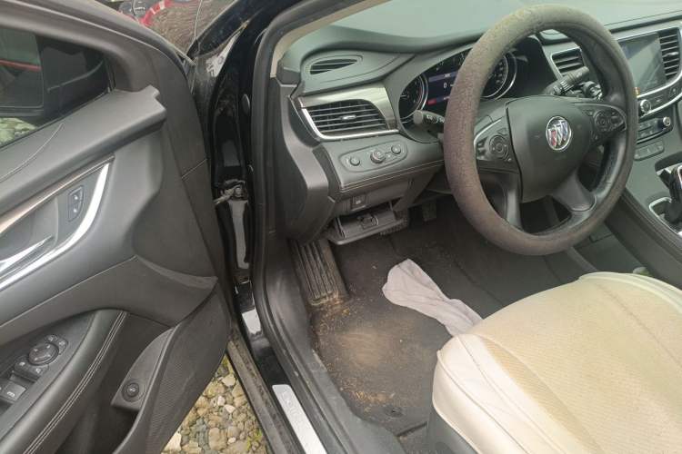 Used Buick LaCrosse 2022 652T Luxury Version Driver Seat