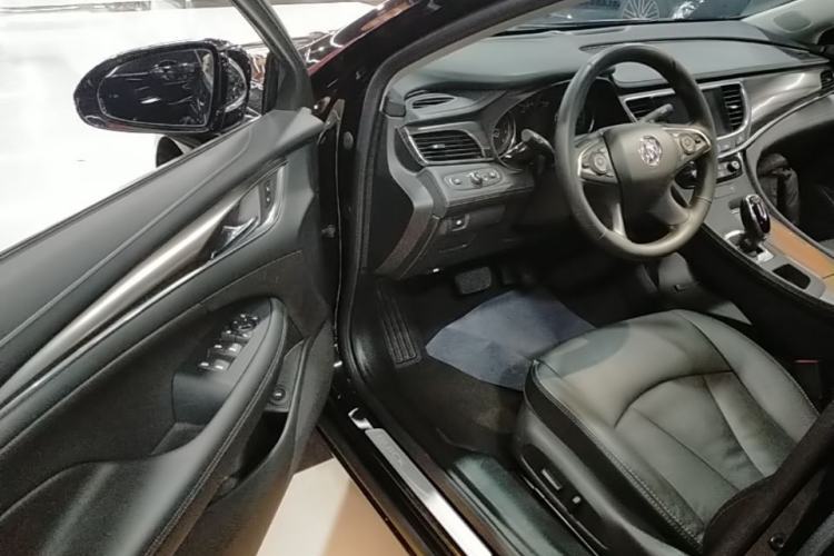Used Buick LaCrosse 2022 552T Luxury Version Driver Seat