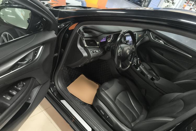 Used Buick LaCrosse 2022 652T Luxury Version Driver Seat