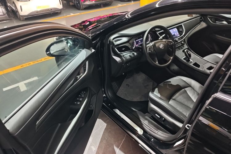 Used Buick LaCrosse 2022 652T Luxury Version Driver Seat