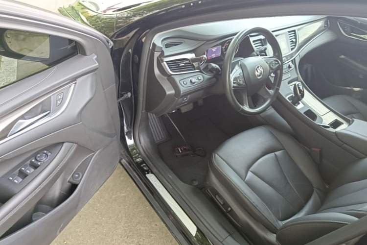 Used Buick LaCrosse 2022 552T Luxury Version Driver Seat