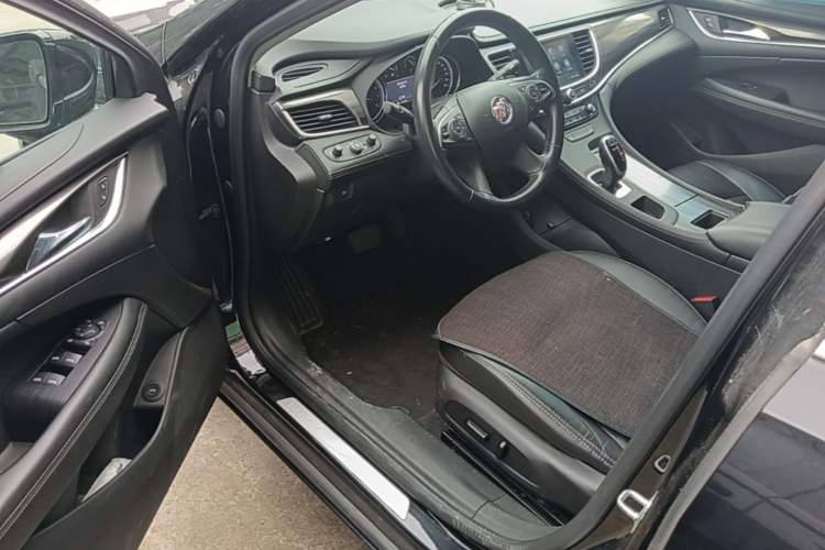 Used Buick LaCrosse 2022 552T Luxury Version Driver Seat
