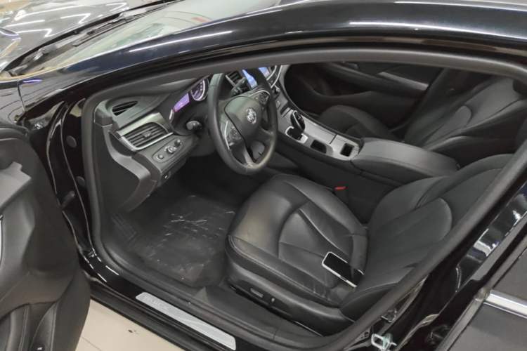 Used Buick LaCrosse 2022 552T Luxury Version Driver Seat