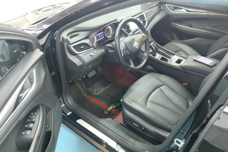Used Buick LaCrosse 2022 652T Luxury Version Driver Seat