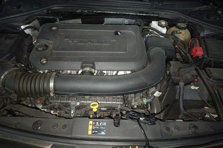 Used Buick LaCrosse 2022 652T Luxury Version Engine Bay