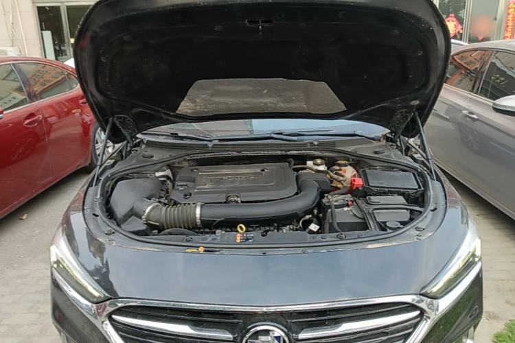 Used Buick LaCrosse 2022 652T Luxury Version Engine Bay