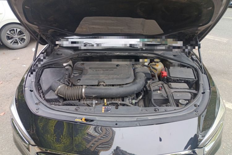Used Buick LaCrosse 2022 652T Luxury Version Engine Bay