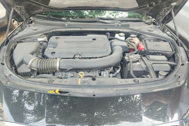 Used Buick LaCrosse 2022 652T Luxury Version Engine Bay