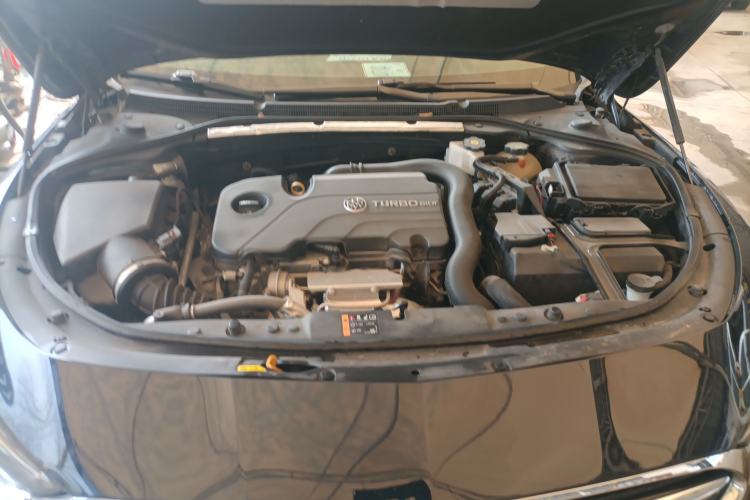 Used Buick LaCrosse 2022 552T Luxury Version Engine Bay